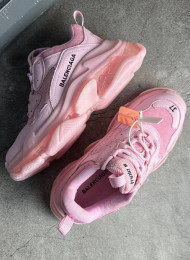 Кроссовки Balenciaga Triple S Pink живое фото 2