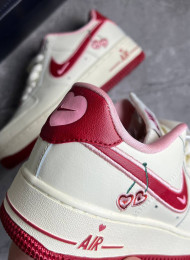 Кроссовки Nike Air Force 1 Low Valentine's Day 2023 живое фото 4